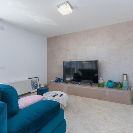 Modern Apartments With Shared Pool Near The Sea Pula Luaran gambar